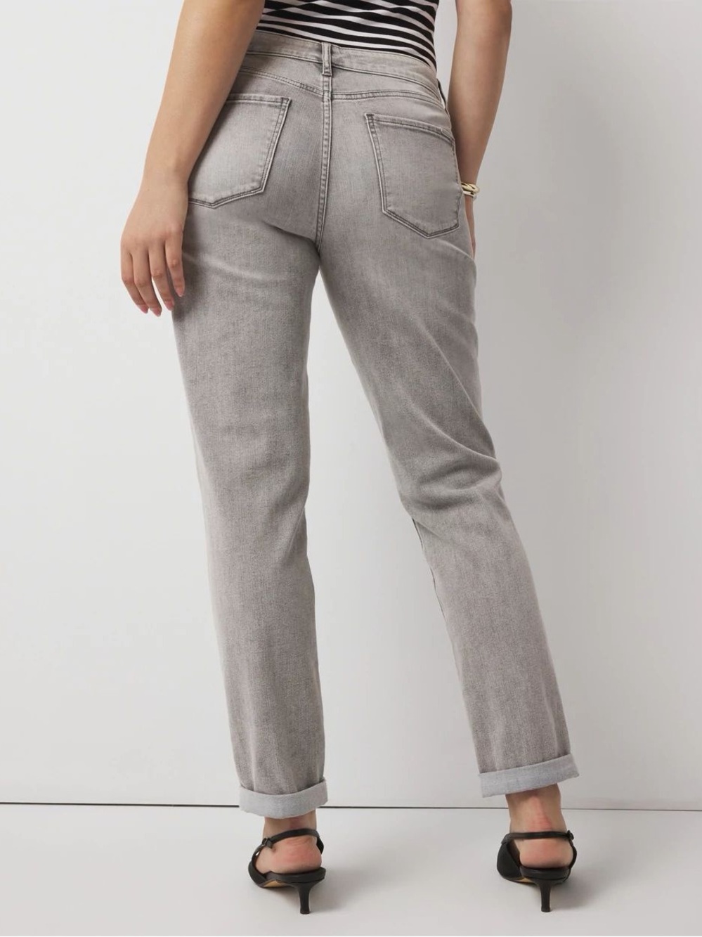 WHITE HOUSE BLACK MARKET Distressed Grey Gray Denim Jeans Skinny Metallic Pants